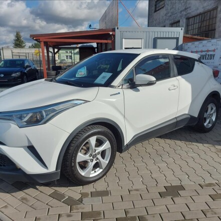 1,8 HYBRID E-CVT AUTOMAT ČR 1.majitel