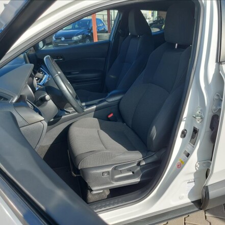 1,8 HYBRID E-CVT AUTOMAT ČR 1.majitel