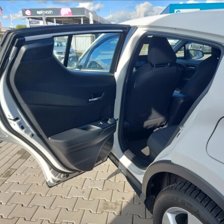 1,8 HYBRID E-CVT AUTOMAT ČR 1.majitel