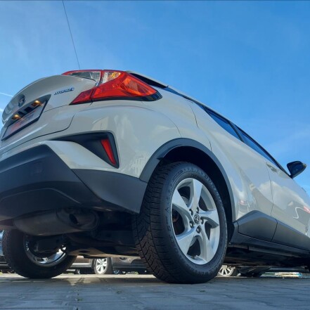 1,8 HYBRID E-CVT AUTOMAT ČR 1.majitel