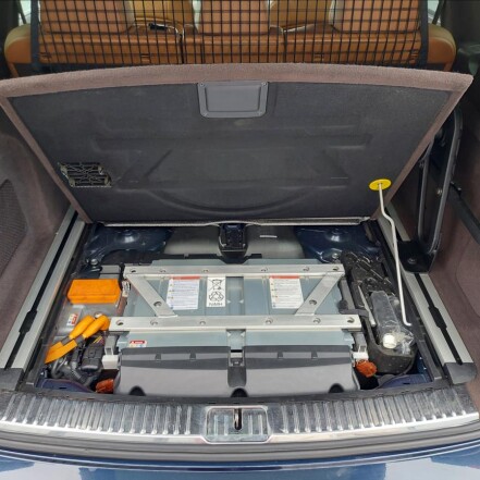 S 3.0 V6 HYBRID ČR S.KNIHA