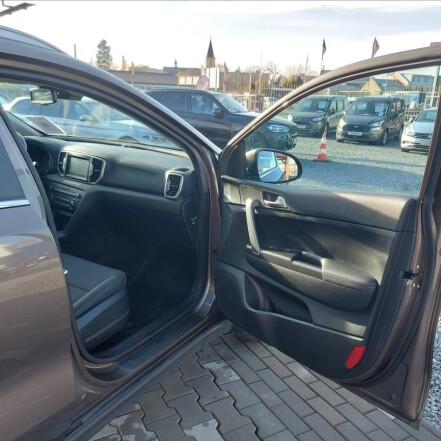 1,7 CRDI AUTOMAT STYLE ČR 1.MAJITEL