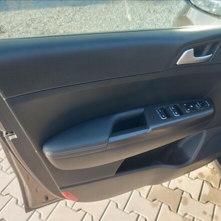 1,7 CRDI AUTOMAT STYLE ČR 1.MAJITEL