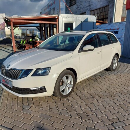 1,6 TDI III AMB ČR po 1.MAJITELI