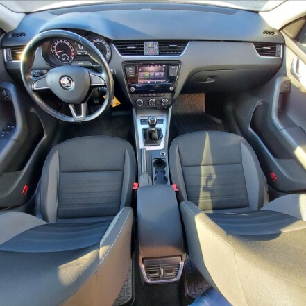 1,6 TDI III AMB ČR po 1.MAJITELI