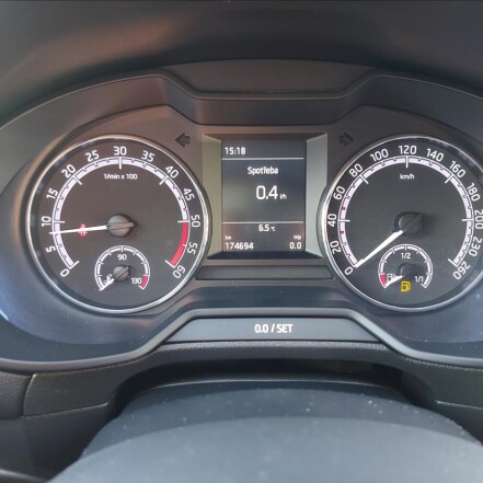 1,6 TDI III AMB ČR po 1.MAJITELI