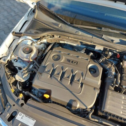 1,6 TDI III AMB ČR po 1.MAJITELI