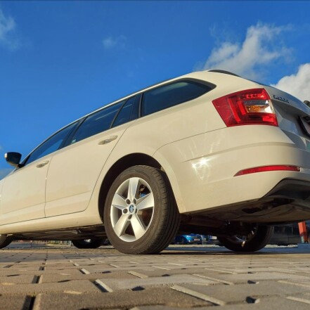 1,6 TDI III AMB ČR po 1.MAJITELI