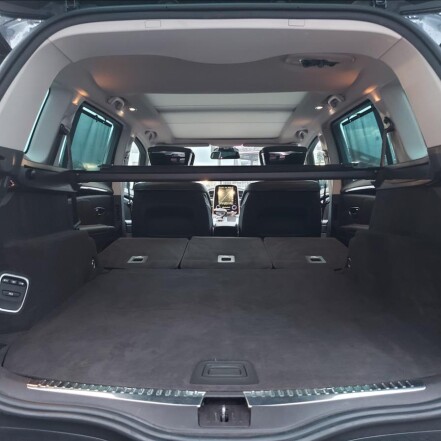 2,0 dCi 147kW 4Control Initiale Paris S.KNIHA