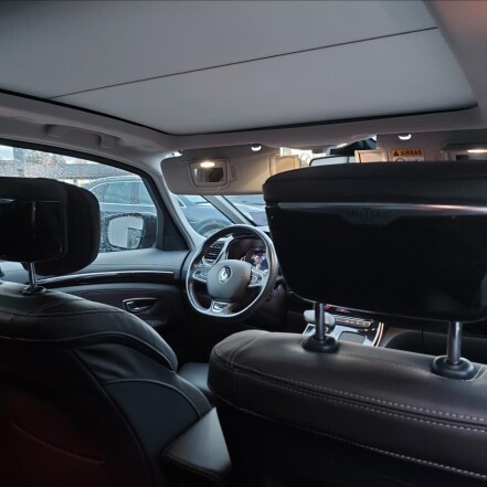 2,0 dCi 147kW 4Control Initiale Paris S.KNIHA