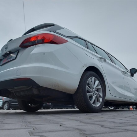 1,3 T AUTOMAT SPORTS TOURER S.KNIHA