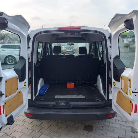 1,5 TDCi 5míst ČR S.KNIHA