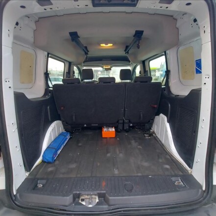 1,5 TDCi 5míst ČR S.KNIHA