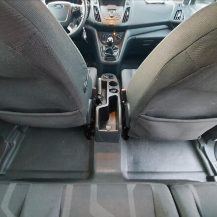 1,5 TDCi 5míst ČR S.KNIHA