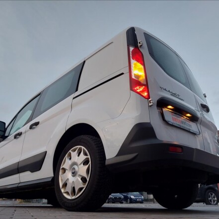 1,5 TDCi 5míst ČR S.KNIHA