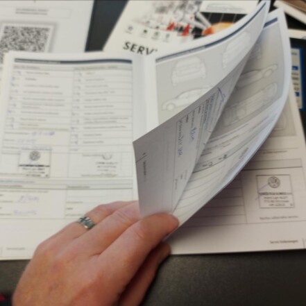 2,0 BiTDI 4x4 R-Line DSG ČR 1.MAJITEL