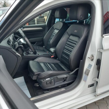 2,0 BiTDI 4x4 R-Line DSG ČR 1.MAJITEL