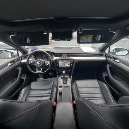 2,0 BiTDI 4x4 R-Line DSG ČR 1.MAJITEL