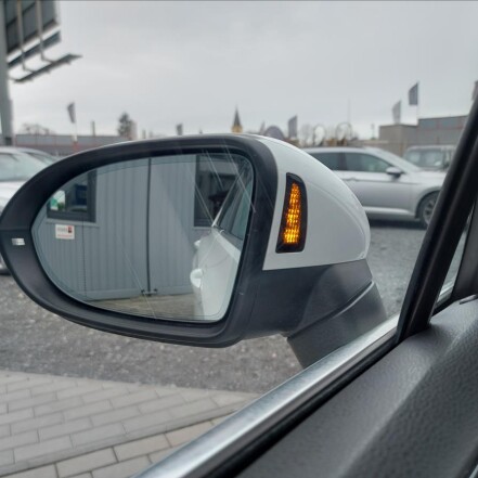 2,0 BiTDI 4x4 R-Line DSG ČR 1.MAJITEL