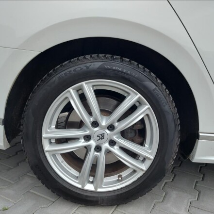 2,0 BiTDI 4x4 R-Line DSG ČR 1.MAJITEL