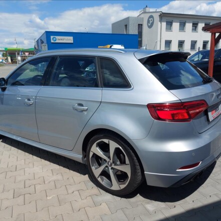1.4 TFSI AT S-Line SPORT 1.MAJITEL