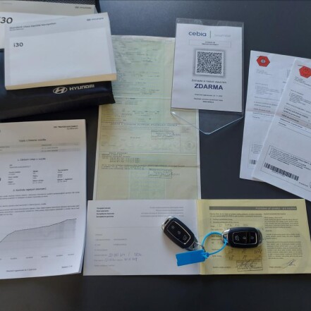 1,6 CRDI Style ČR 1.majitel S.KNIHA