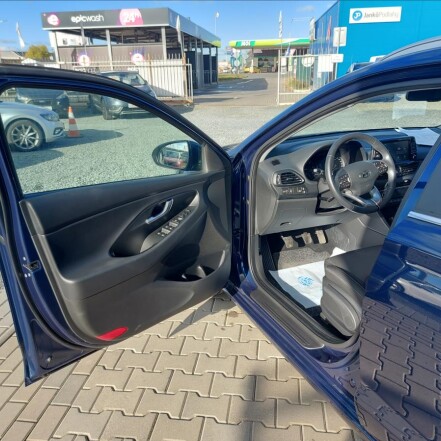 1,6 CRDI Style ČR 1.majitel S.KNIHA