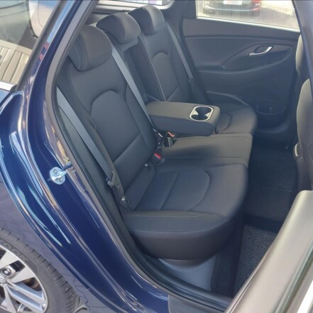 1,6 CRDI Style ČR 1.majitel S.KNIHA