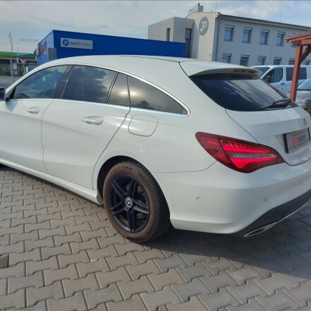 200d Shooting Brake S.HISTORIE