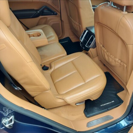 S 3.0 V6 HYBRID ČR S.KNIHA