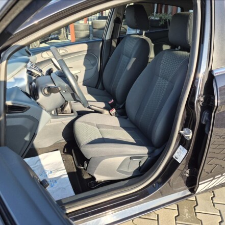 1,6 TDCI Titanium S.KNIHA