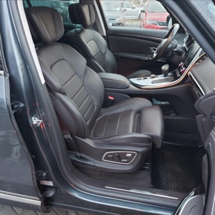 2,0 dCi 147kW 4Control Initiale Paris S.KNIHA