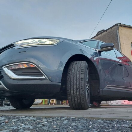 2,0 dCi 147kW 4Control Initiale Paris S.KNIHA