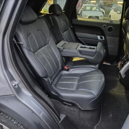 3,0 TDV6 AWD HSE 250PS S.KNIHA