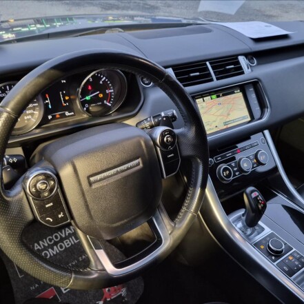 3,0 TDV6 AWD HSE 250PS S.KNIHA