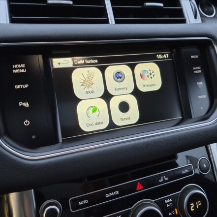 3,0 TDV6 AWD HSE 250PS S.KNIHA