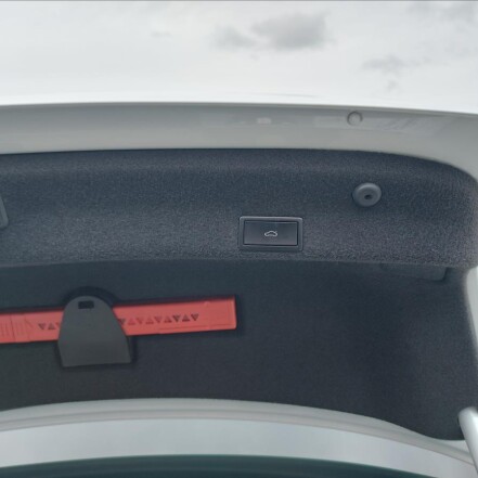 2,0 BiTDI 4x4 R-Line DSG ČR 1.MAJITEL