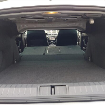 2,0 BiTDI 4x4 R-Line DSG ČR 1.MAJITEL