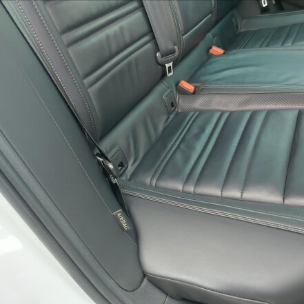 2,0 BiTDI 4x4 R-Line DSG ČR 1.MAJITEL