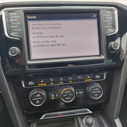 2,0 BiTDI 4x4 R-Line DSG ČR 1.MAJITEL