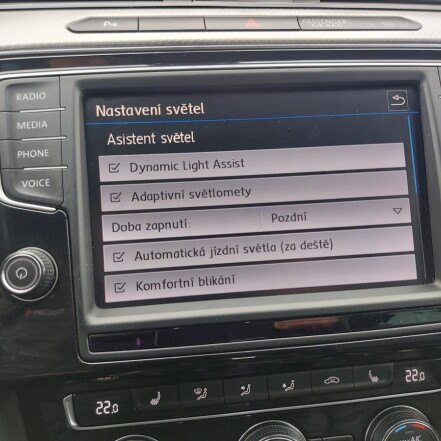 2,0 BiTDI 4x4 R-Line DSG ČR 1.MAJITEL