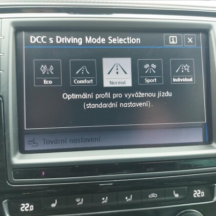 2,0 BiTDI 4x4 R-Line DSG ČR 1.MAJITEL