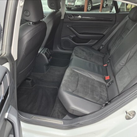 2,0 TDI DSG ČR 1.majitel ELEGANCE