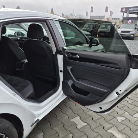 2,0 TDI DSG ČR 1.majitel ELEGANCE