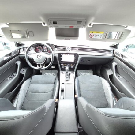 2,0 TDI DSG ČR 1.majitel ELEGANCE