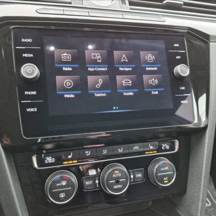 2,0 TDI DSG ČR 1.majitel ELEGANCE