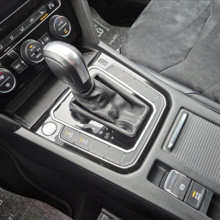 2,0 TDI DSG ČR 1.majitel ELEGANCE