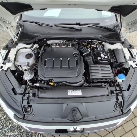 2,0 TDI DSG ČR 1.majitel ELEGANCE