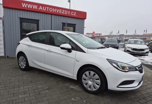 Opel Astra 1,0 T ČR 1.majitelka *REZERVACE*
