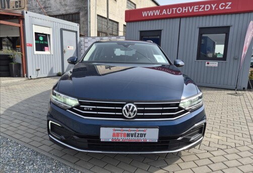 Volkswagen Passat 1,4 TSI PHEV GTE ČR 1.MAJITEL